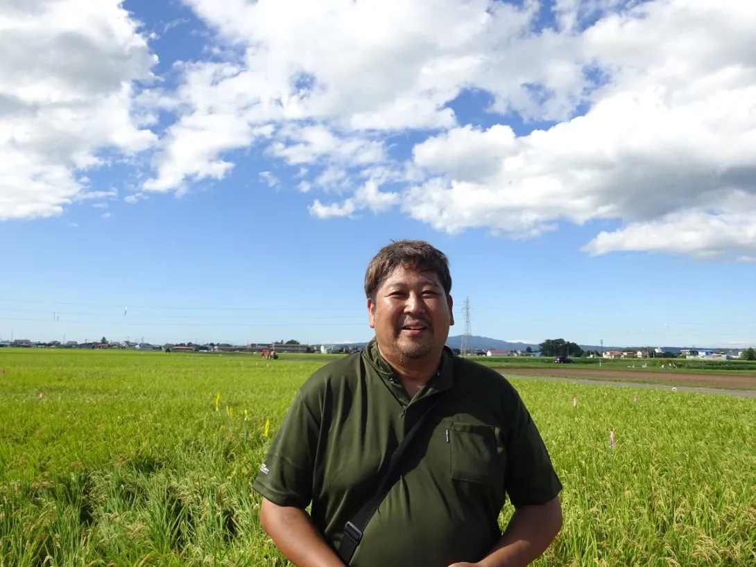 「青天ナビ」の効果について語る今勝一さんの写真